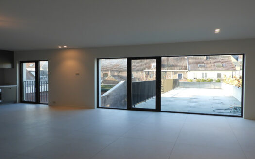 Ultra modern appartement met 2 slaapkamers, zeer groot terras en autostaanplaats en garage