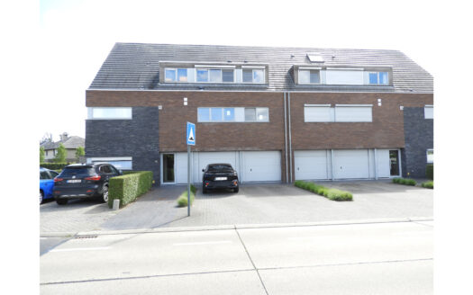 Ruime duplex te Deinze