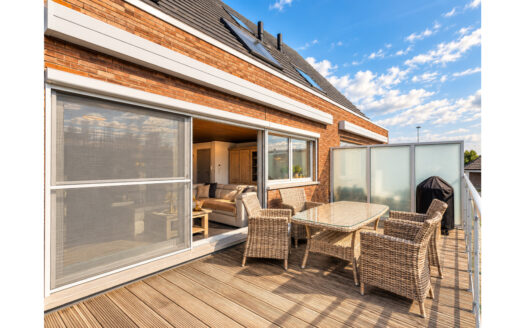Ruime duplex te Deinze